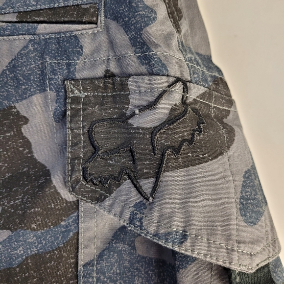 Fox Camo Shorts men 28x22 new with tags - Picture 3 of 11